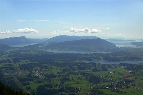 Duncan (British Columbia) – Travel guide at Wikivoyage.